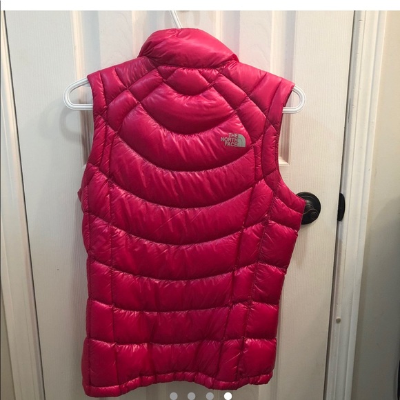 The North face puffer vest - Picture 4 of 4